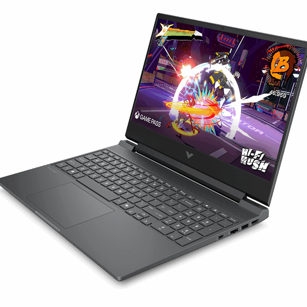 25C1_RokuOpihr_15_Mica-Silver_NT_HDcam_nonFPR_Core-Set_FrontLeft_4794806